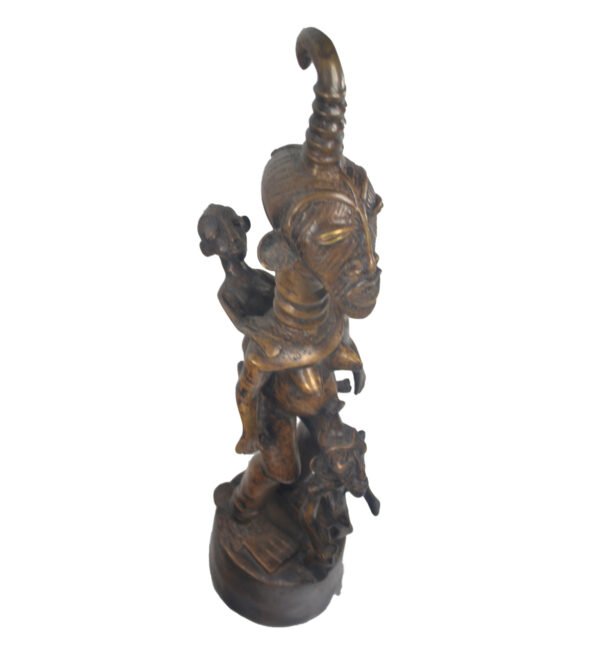Statuette africaine en Bronze Tikar 59 cm 7,3 Kg. – Image 3