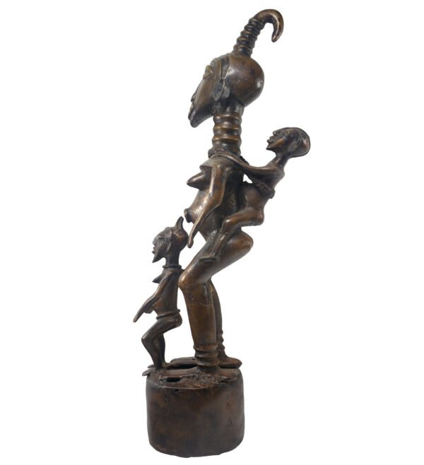 Statuette africaine en Bronze Tikar 59 cm 7,3 Kg. – Image 6