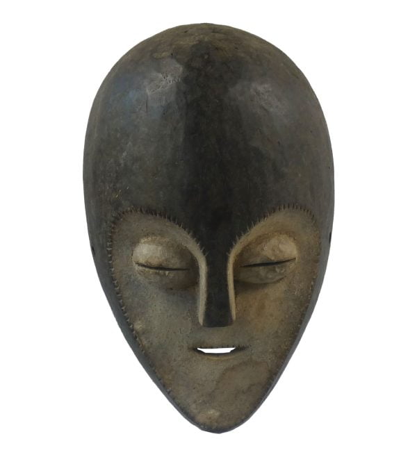 African Lega mask 13*8" 1,1 lbs, for your collection.